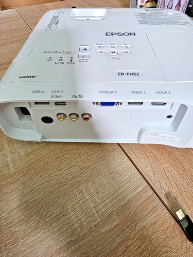 Epson fh52 full beamer - full,