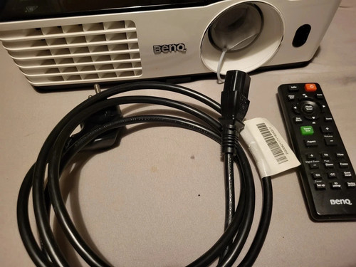 Beamer benq th681 1080p - beamer,